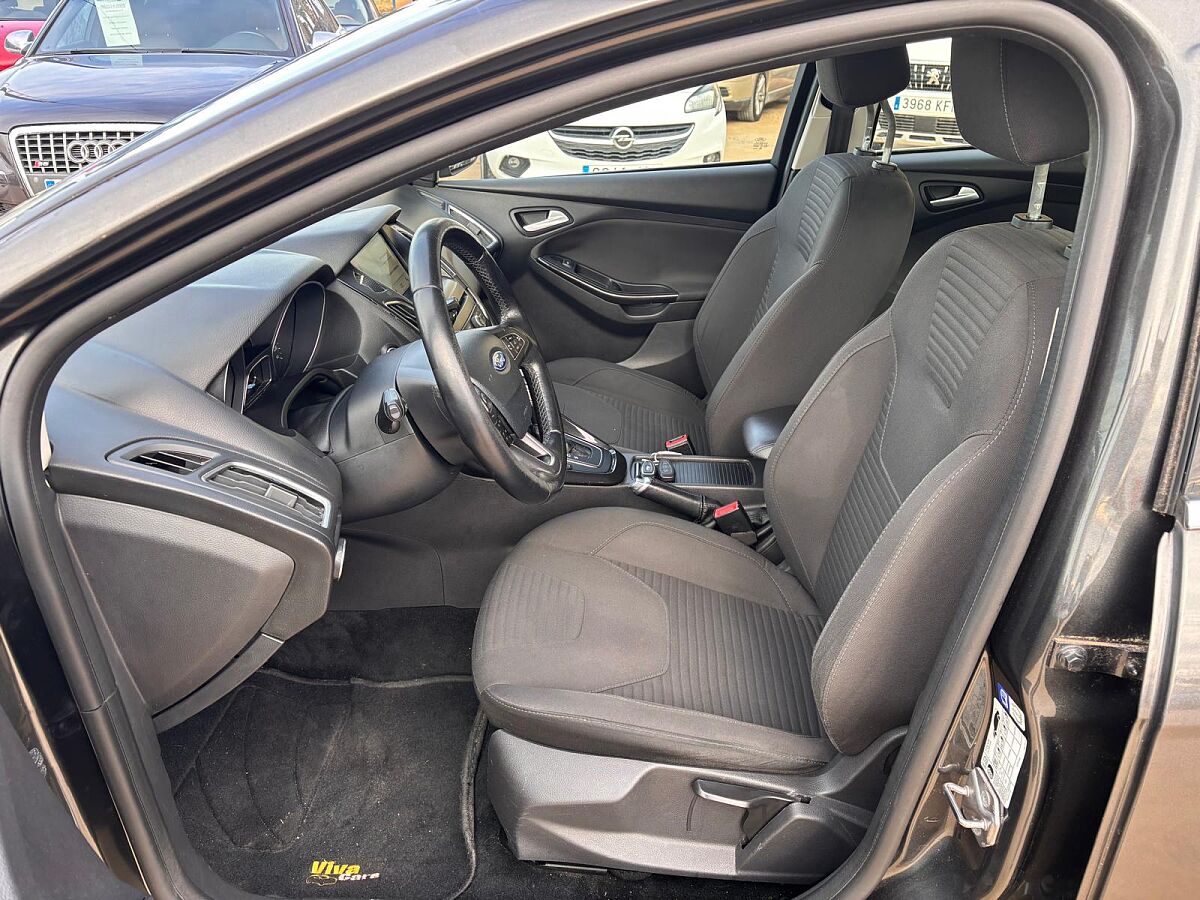 FORD FOCUS TITANIUM ESTATE 1.5 TDCI AUTO SPANISH LHD IN SPAIN 80000 MILES 2017